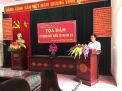 Thầy hiệu trưởng Nguyễn Văn Dũng phát biểu chúc mừng các chị em